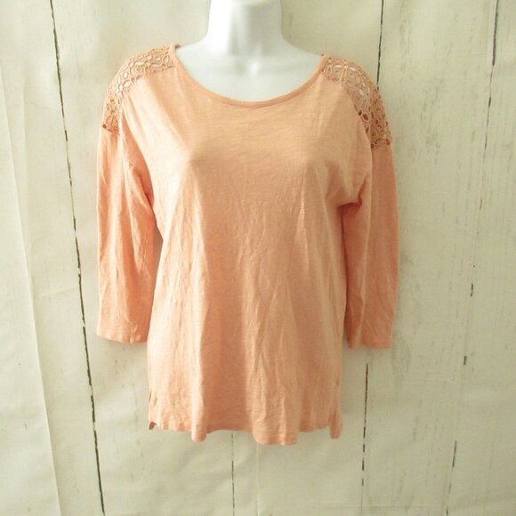 Ann Taylor Top S Small Peach Eyelet 3/4 Sleeve - Picture 1 of 6